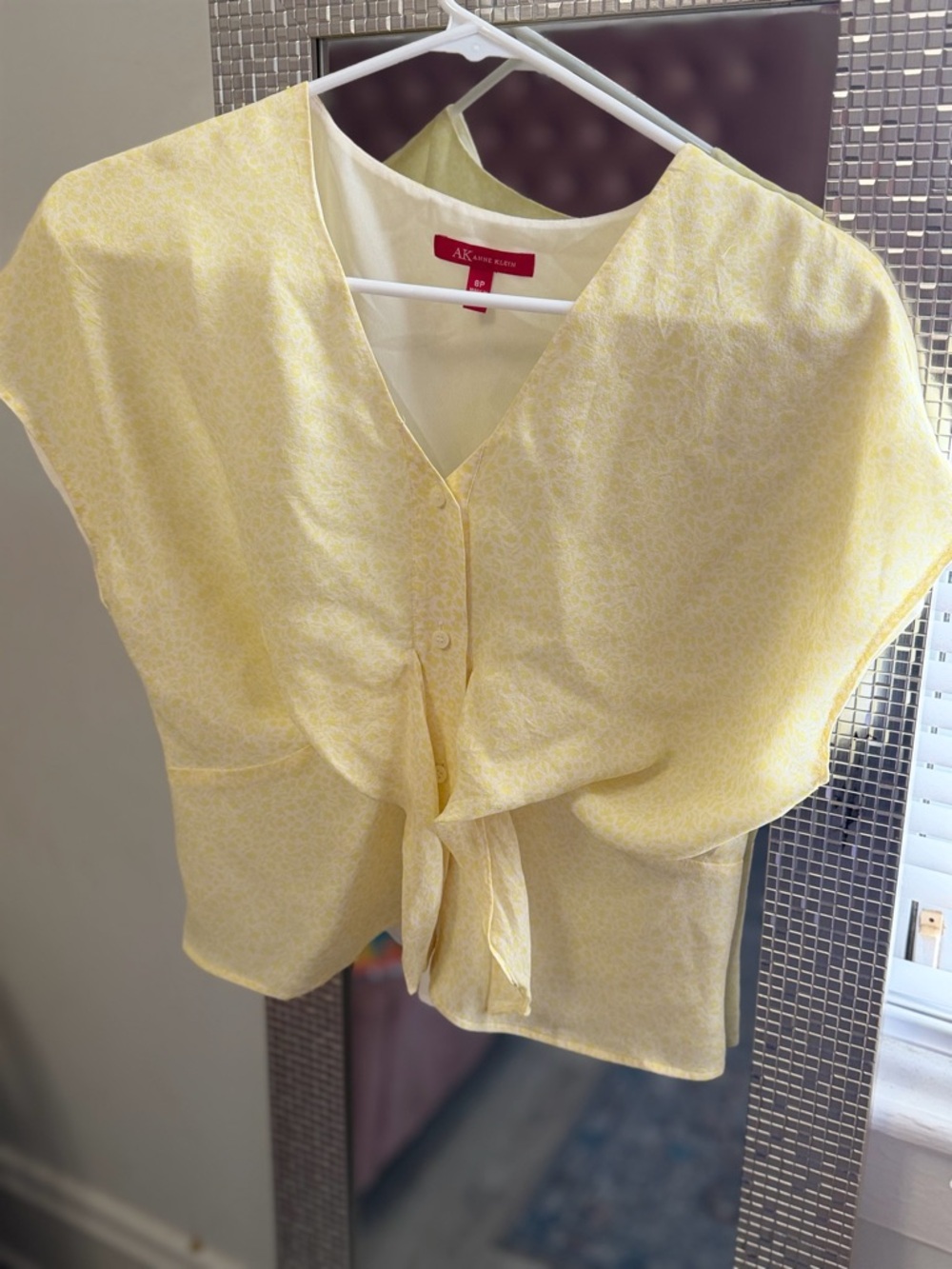 Anne Klein Pale Yellow Tie-Front Crop Top